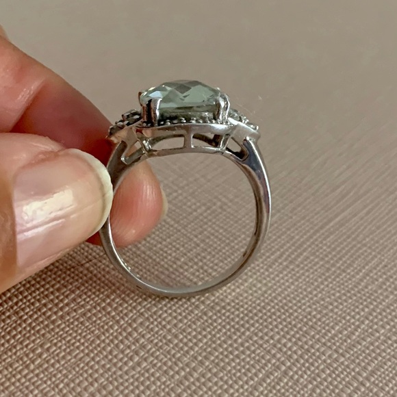Delmar Silver diamond💎flanked Green Amethyst Ring - Picture 4 of 10